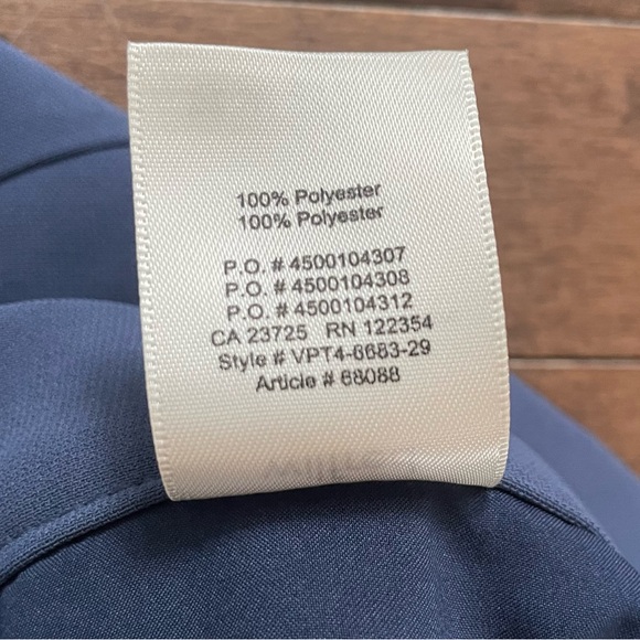 Aritzia Wilfred Scalloped Hem Shorts - Size 4 - Picture 5 of 5